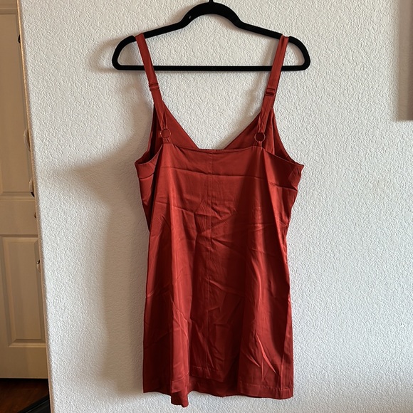 Universal Standard Slip Dress - Picture 2 of 2